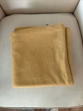 Banana Republic 100% Cashmere 20x20 Soft Mustard Knit Throw Pillow Cover